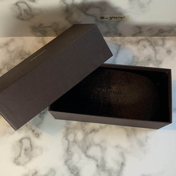 Tom Ford Brown Velvet Sunglasses Hard Case w Cloth and Box - Picture 7 of 14